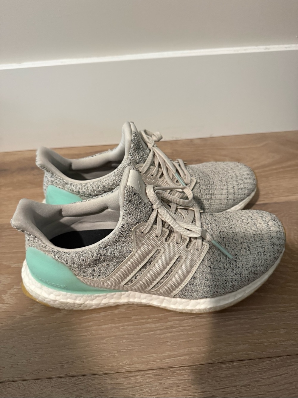 Adidas Boost - Picture 2 of 5